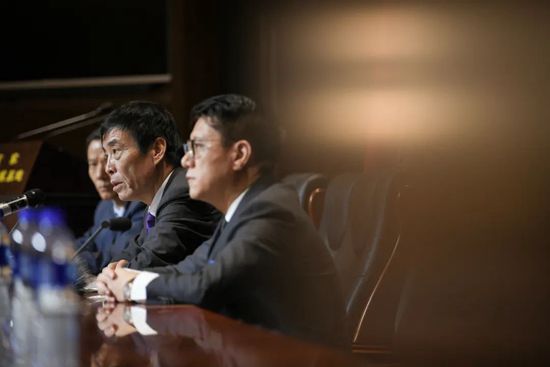 记者：国米不会让巴斯托尼冒险复出，目标是踢乌迪内斯时复出意天空记者Matteo Barzaghi更新了巴斯托尼和帕瓦尔的伤情。